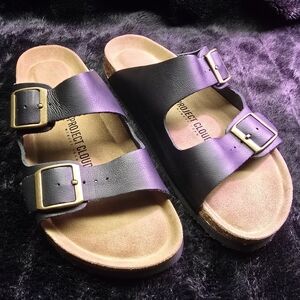 Project Cloud Black Leather Double Strap Buckle Sandals Womens size 8.5
